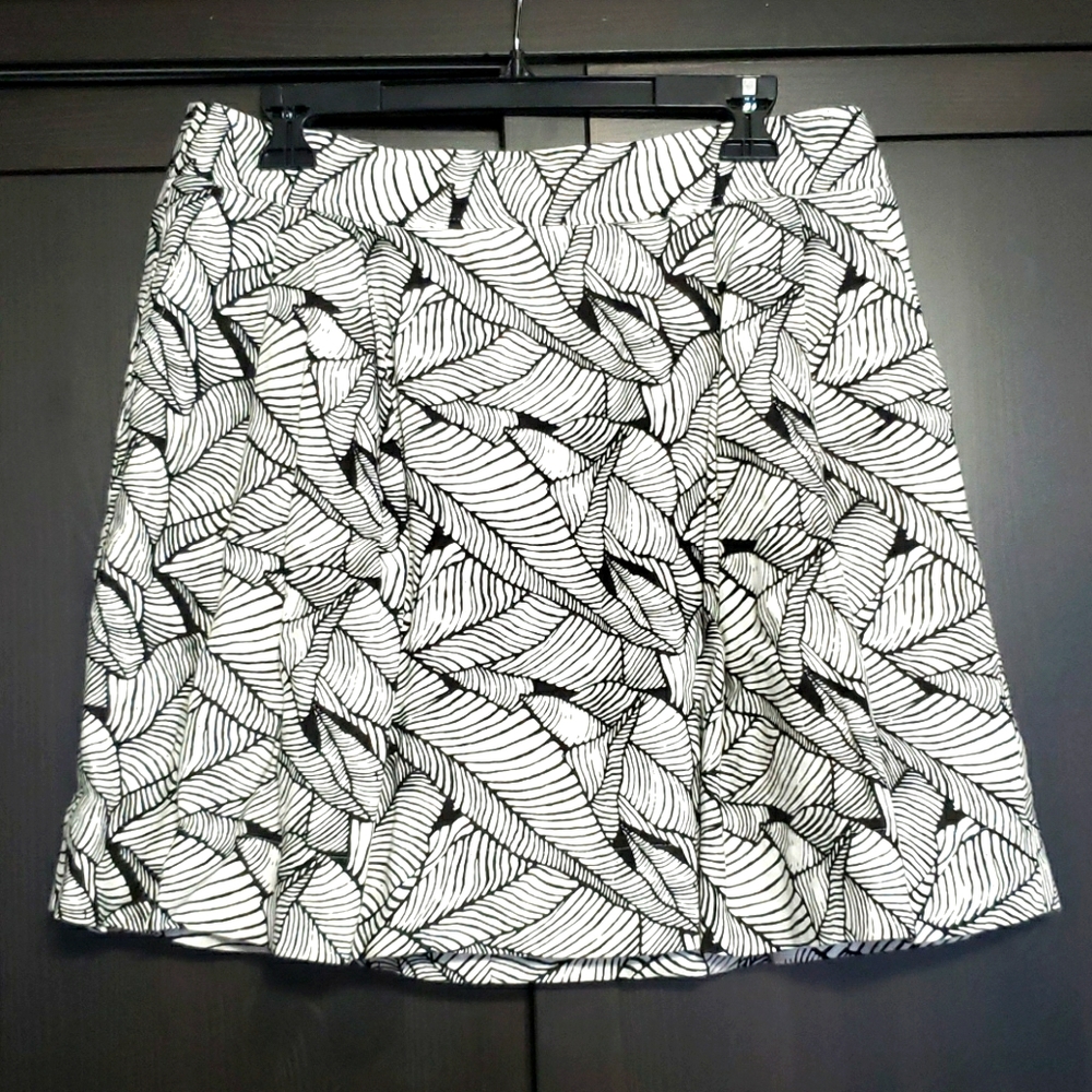 Loft Petite Linen Palm Leaf Skirt with Pockets